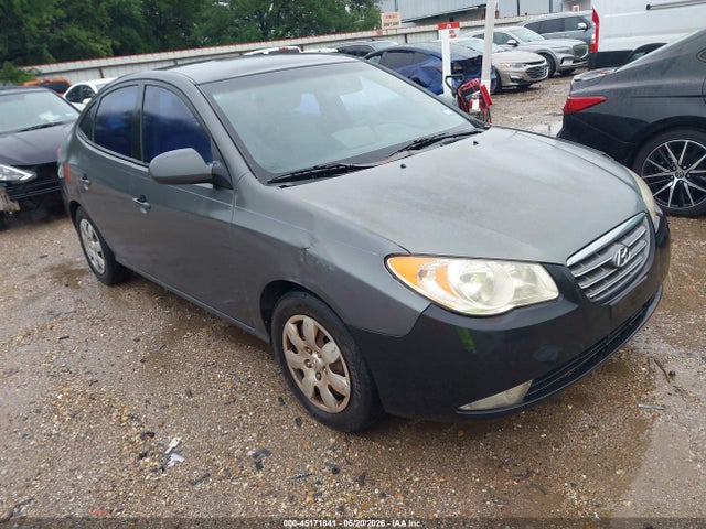 Salvage Hyundai ELANTRA Image