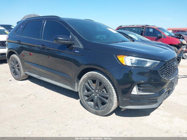 Salvage Ford Edge Image