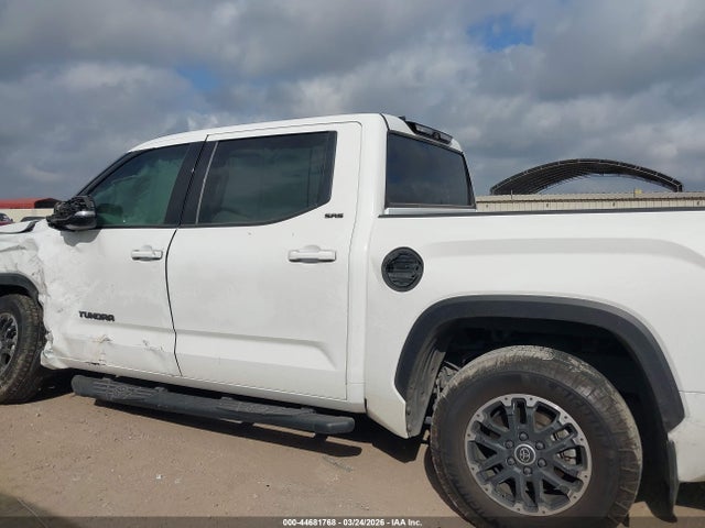 Toyota Tundra Sr5