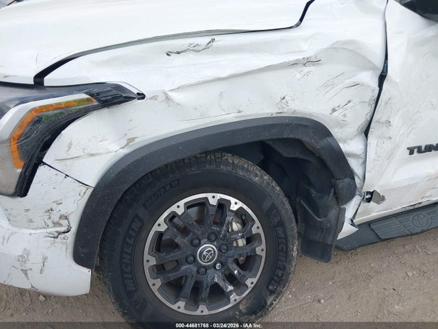 Toyota Tundra Sr5