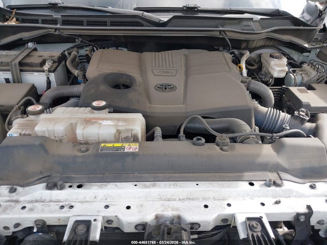 Toyota Tundra Sr5