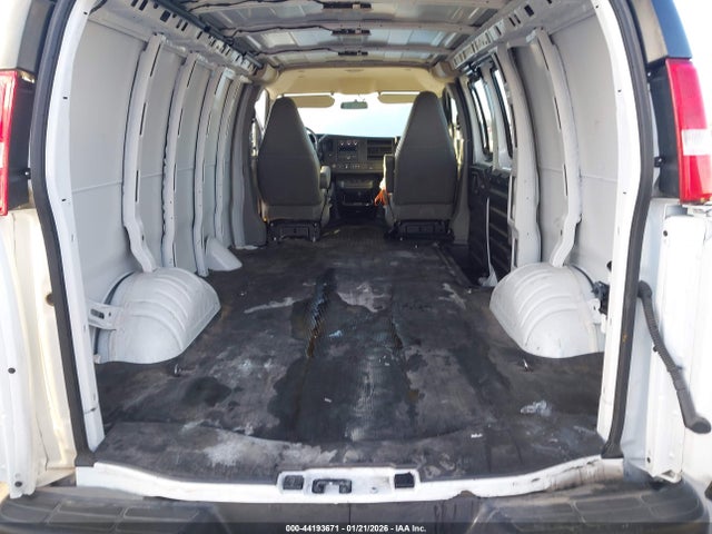 GMC Savana Rwd 2500 Regular Wheelbase Work Van