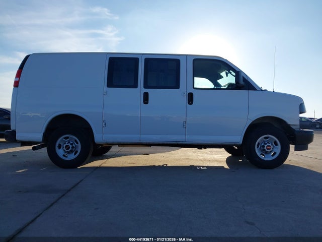 GMC Savana Rwd 2500 Regular Wheelbase Work Van
