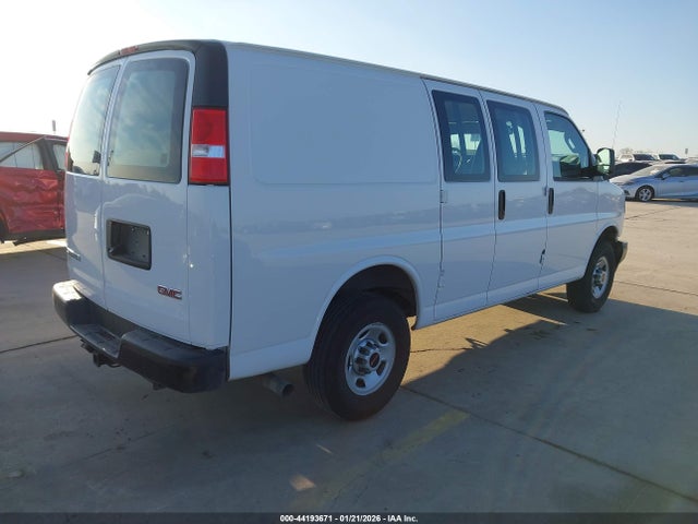 GMC Savana Rwd 2500 Regular Wheelbase Work Van