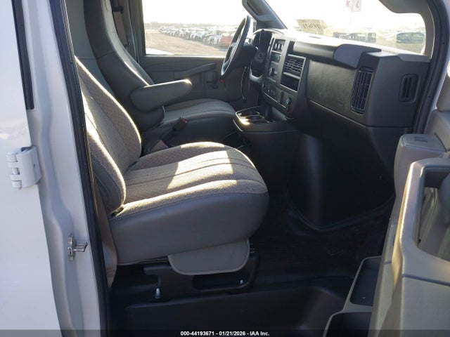 GMC Savana Rwd 2500 Regular Wheelbase Work Van