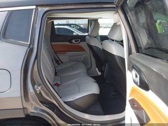 Jeep Compass Limited 4x4