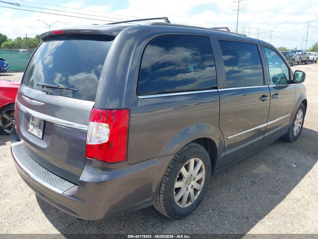 Chrysler Town & Country Touring