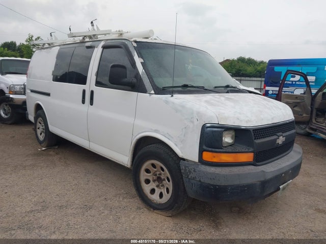 Salvage Chevrolet Express Image