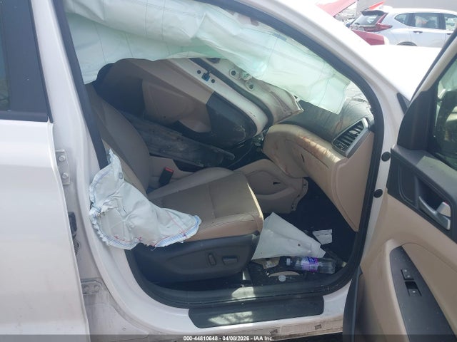 Hyundai TUCSON Se Plus