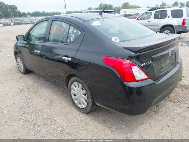 Nissan Versa 1.6 Sv