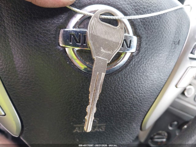 Nissan Versa 1.6 Sv