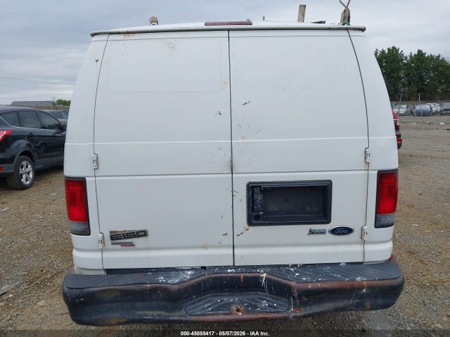 Ford E-150 Commercial