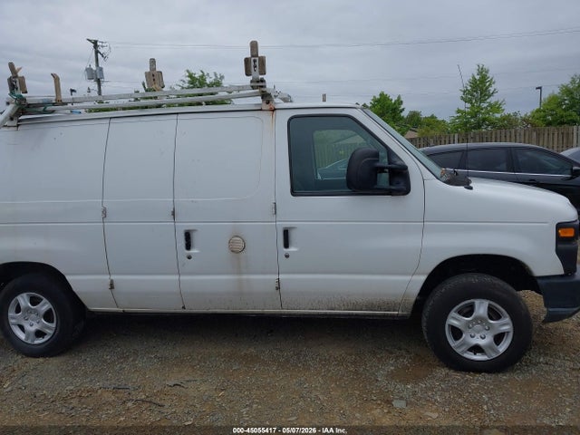 Ford E-150 Commercial
