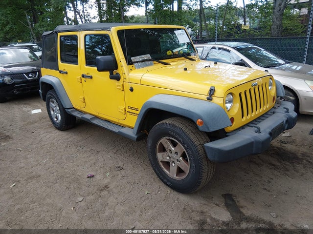 Salvage Jeep Wrangler Image