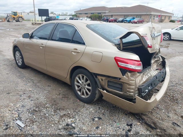 Toyota Camry Xle V6