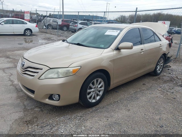 Toyota Camry Xle V6