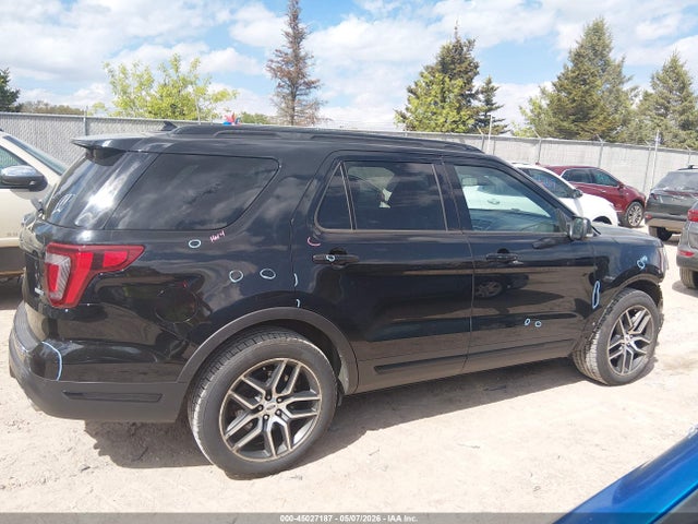Ford Explorer Sport