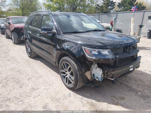 Salvage Ford Explorer Image