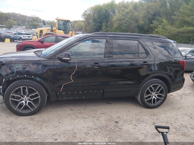 Ford Explorer Sport