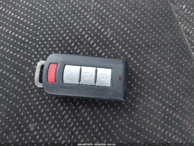 Mitsubishi Outlander Se