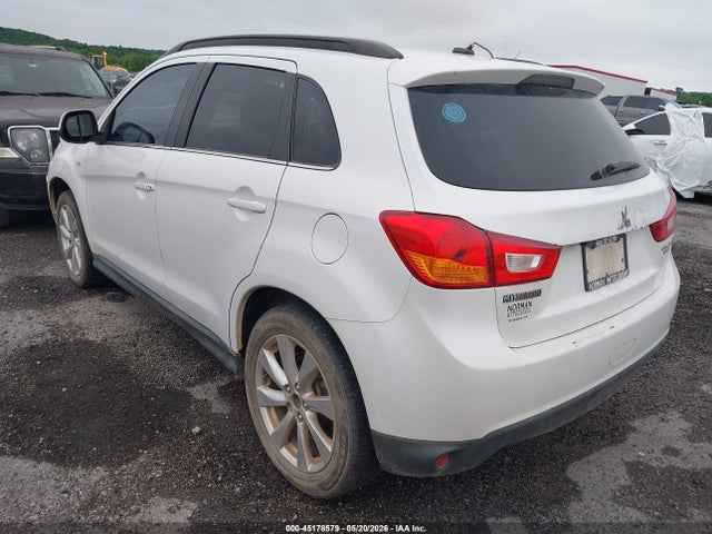 Mitsubishi Outlander Se