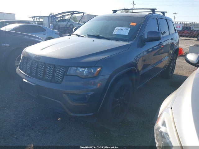 Jeep Grand Cherokee Altitude 4x4