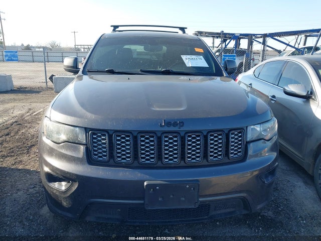 Jeep Grand Cherokee Altitude 4x4