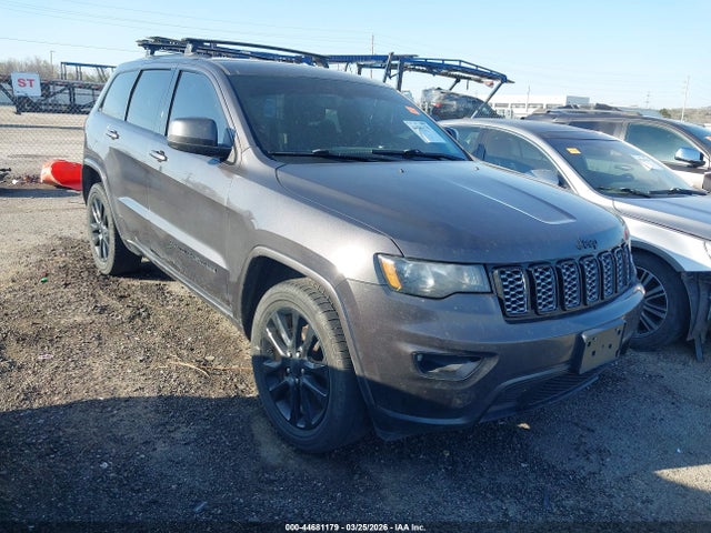 Salvage Jeep Grand Cherokee Image