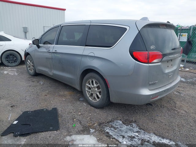 Chrysler Pacifica Touring