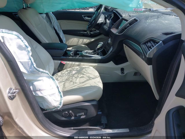 Ford Edge Titanium