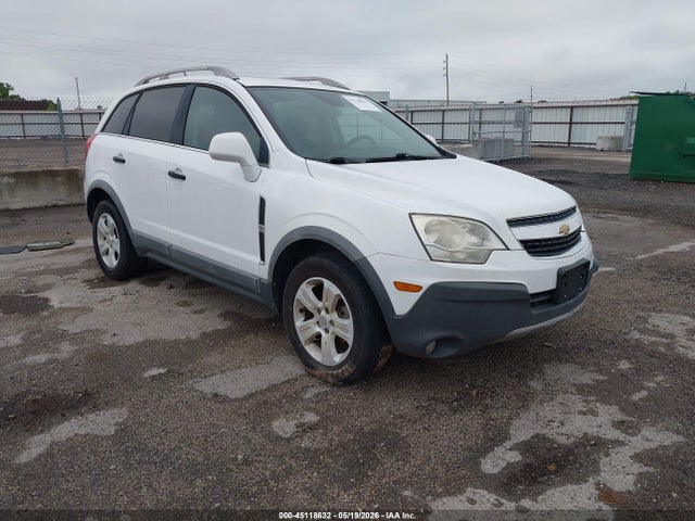 Salvage Chevrolet Captiva Image