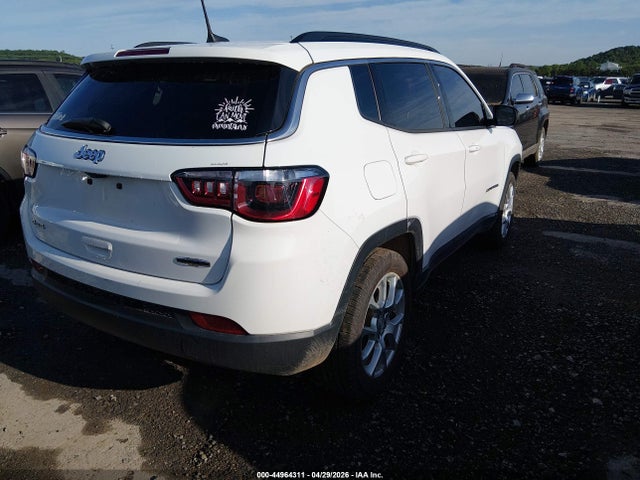 Jeep Compass Latitude Lux Fwd