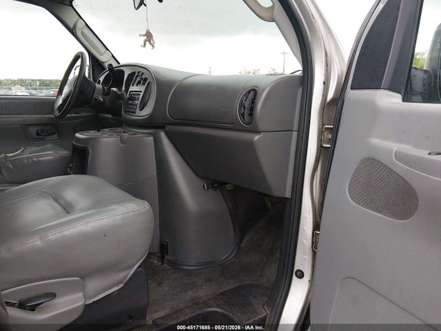 Ford E-250 Commercial