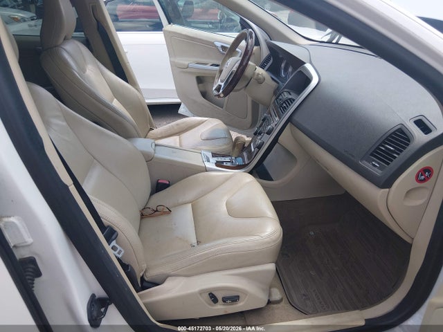 Volvo XC60 T6 Premier Plus