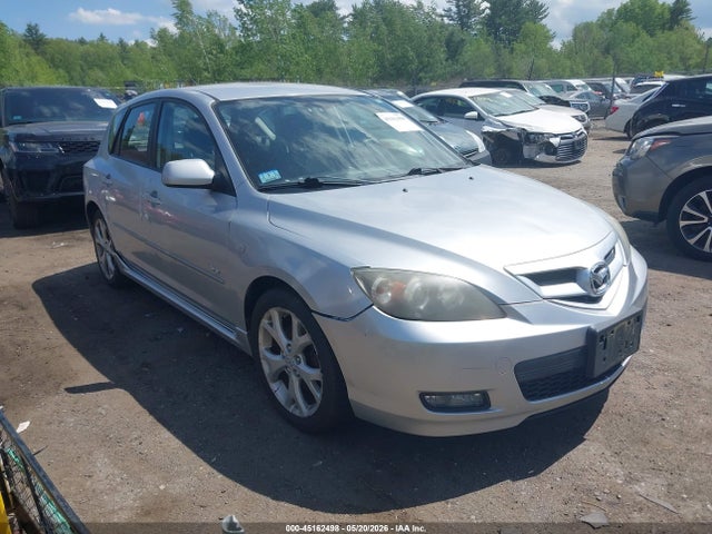 Salvage Mazda Mazda3 Image