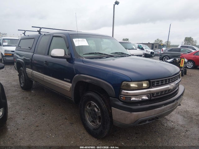 Salvage Chevrolet Silverado 1500 Image
