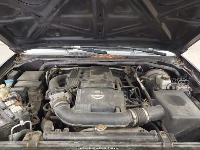 Nissan Pathfinder Le