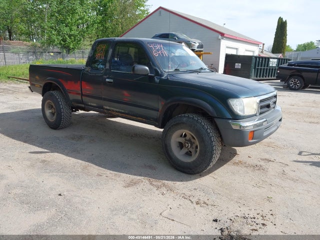 Salvage Toyota Tacoma Image