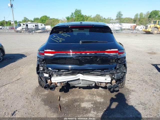 Porsche Macan Turbo