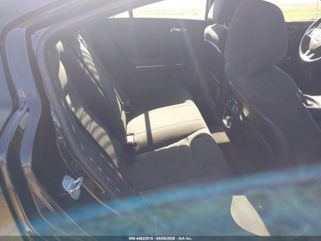 Dodge Charger Se
