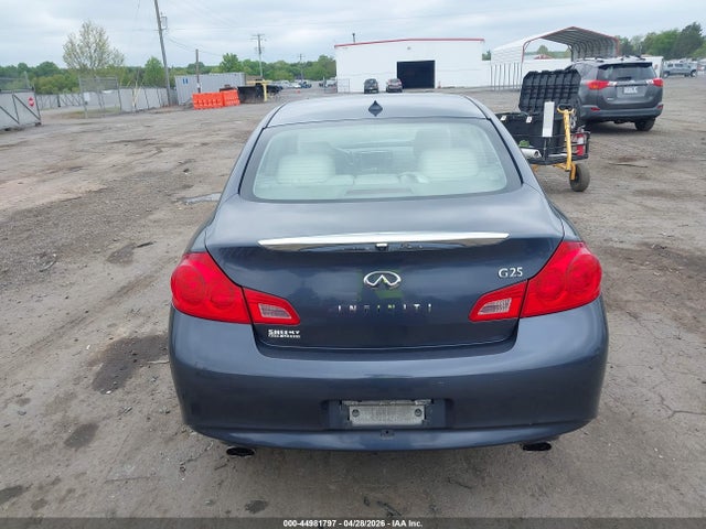 INFINITI G25 Journey