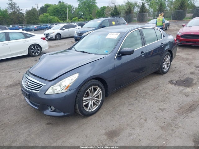 INFINITI G25 Journey