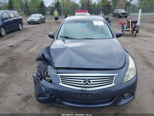 INFINITI G25 Journey