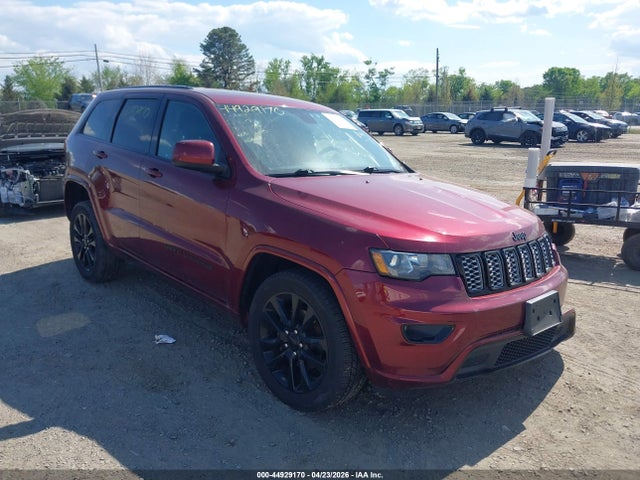 Salvage Jeep Grand Cherokee Image