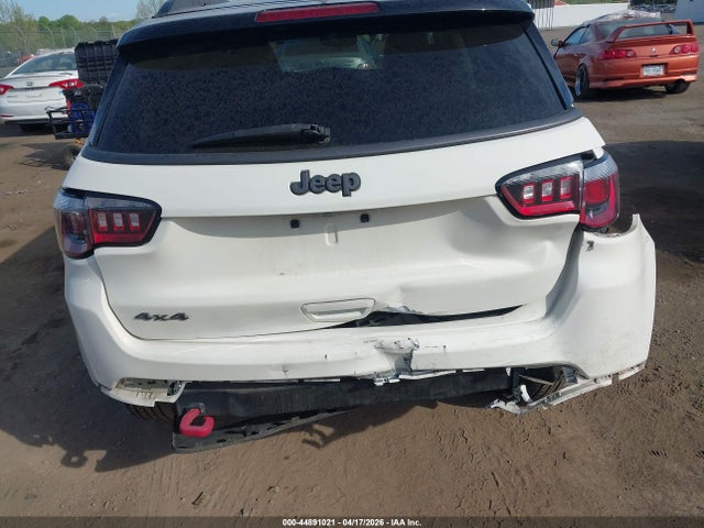 Jeep Compass Trailhawk 4x4
