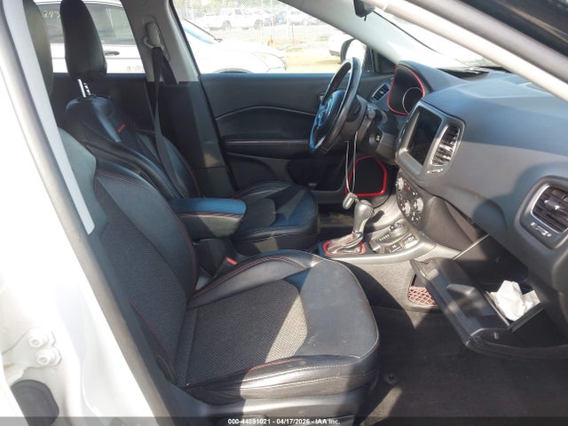 Jeep Compass Trailhawk 4x4