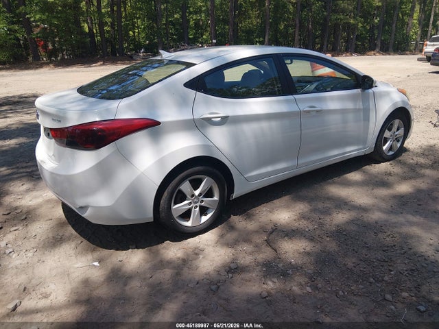 Hyundai ELANTRA Gls