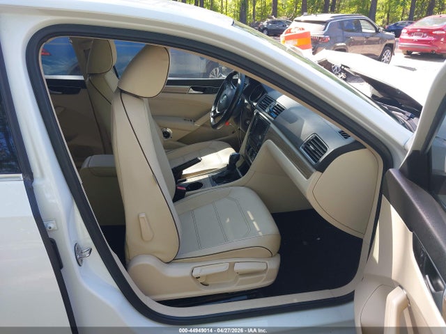Volkswagen Passat 1.8t Se