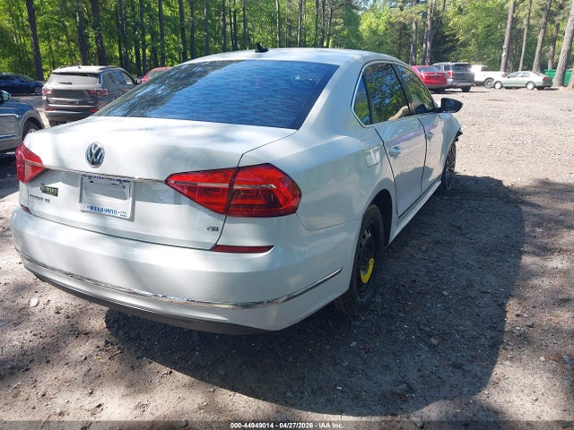 Volkswagen Passat 1.8t Se