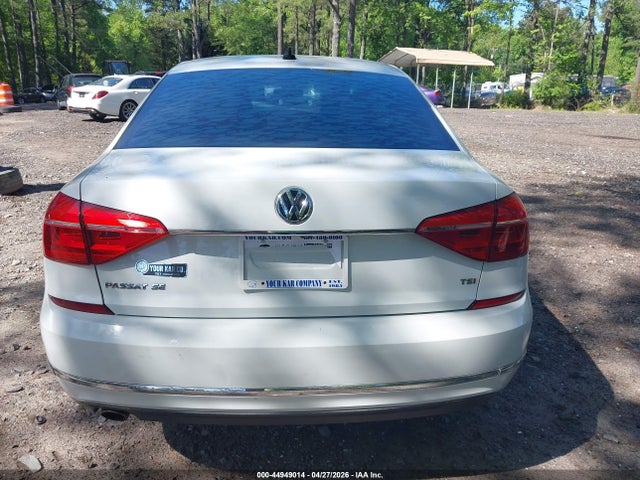 Volkswagen Passat 1.8t Se